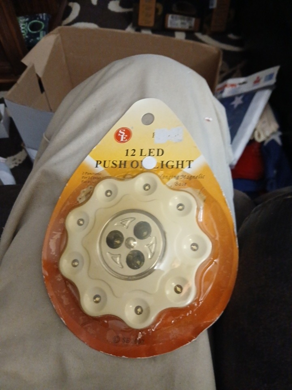 12-LED Push On Light in Cream